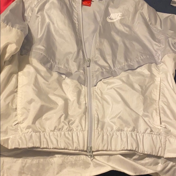 Nike windbreaker size xl in women - Picture 1 of 5